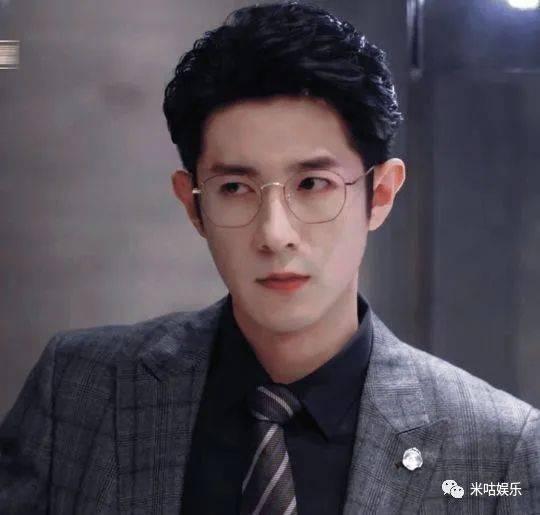 娱乐圈爆料博白男星是谁,揭秘白男星真实身份  第2张